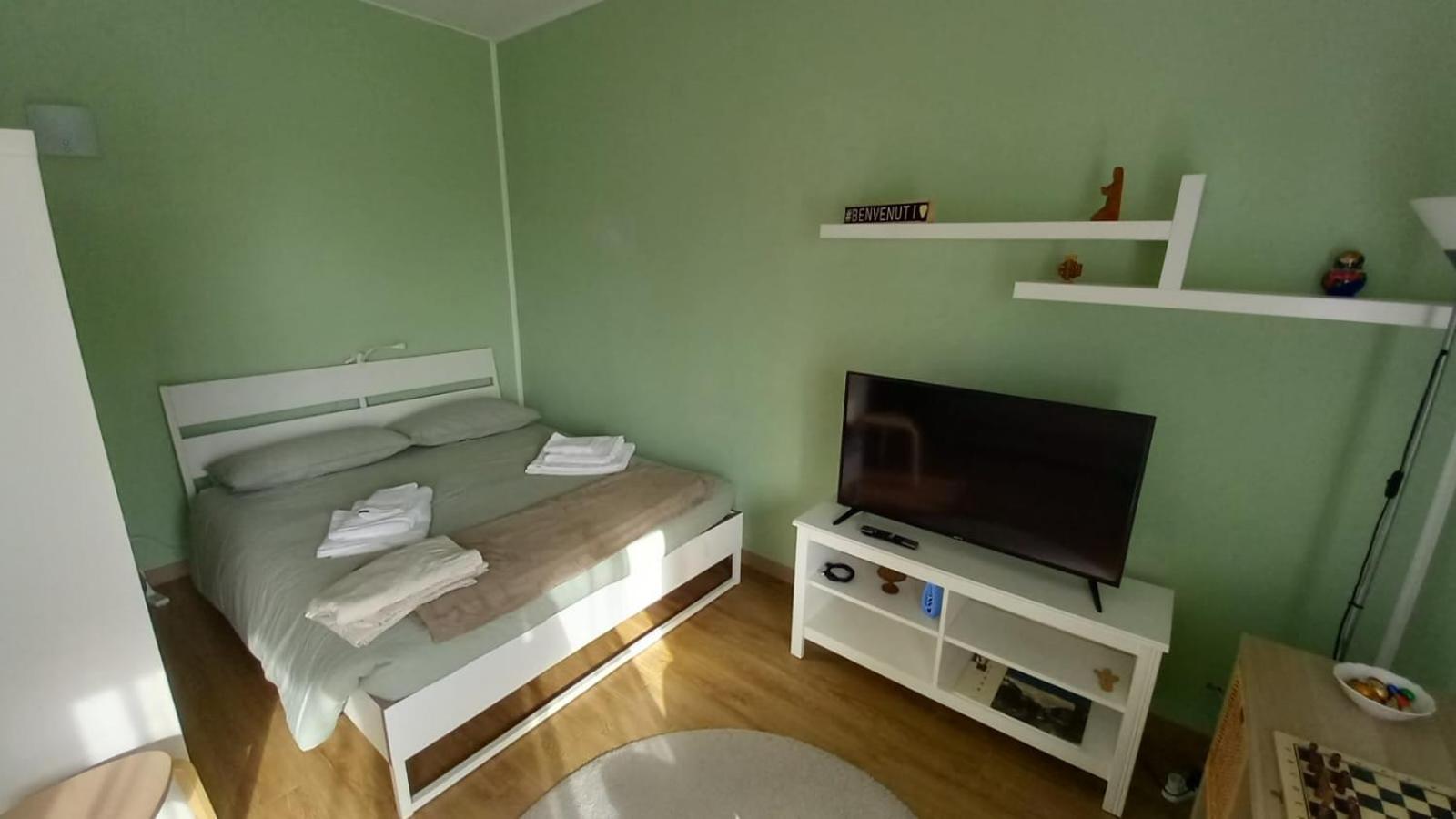B&B Domobella -- Ripamonti / Ieo / Prada / Bocconi -- Milano Exteriör bild